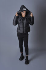 Дамско яке с голяма качулка-432