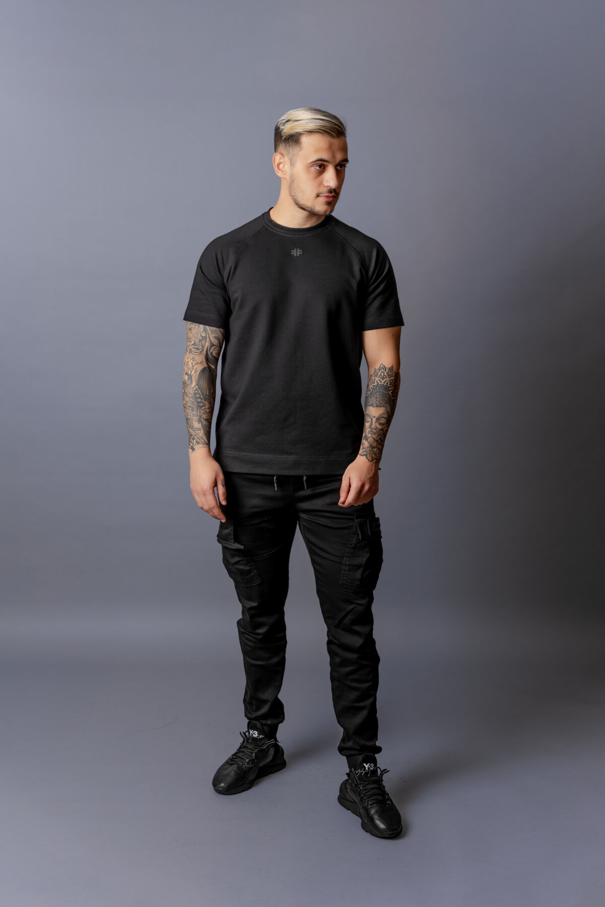 exclusive-mazhka-teniska
