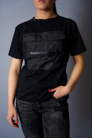 Дамска тениска с ефектен цип-503