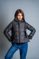 Дамско яке veteida black с модерни детайли-535