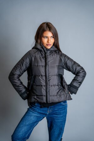 Дамско яке veteida black с модерни детайли-535