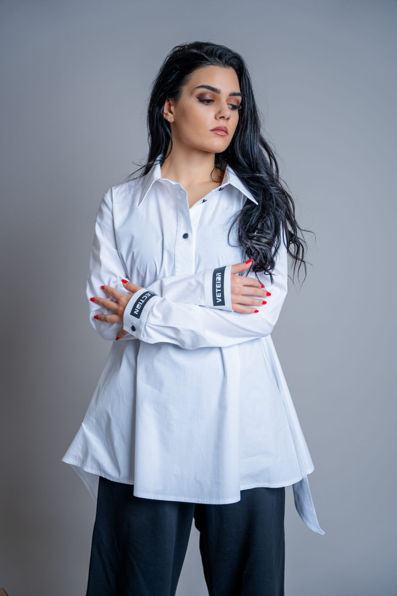 Damska-riza-bqla-2024