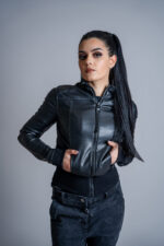 Дамско кожено яке-461