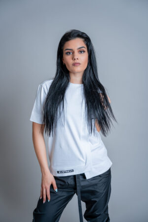 Асиметрична дамска тениска veteida white-556