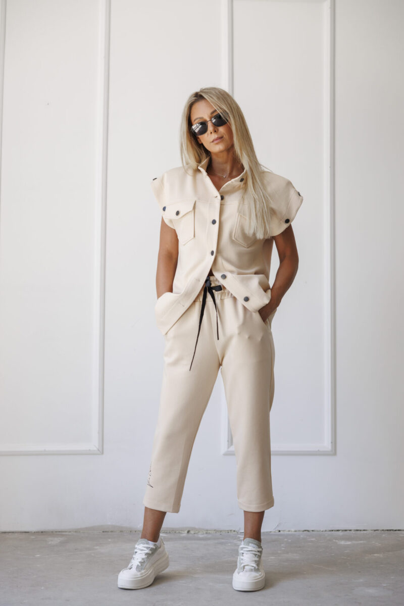 Дизайнерски комплект the queen бежов-д21