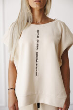 Дамска дизайнерска тениска the queen beige-д39