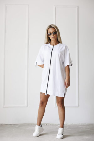 Дамска рокля white the queen-д28