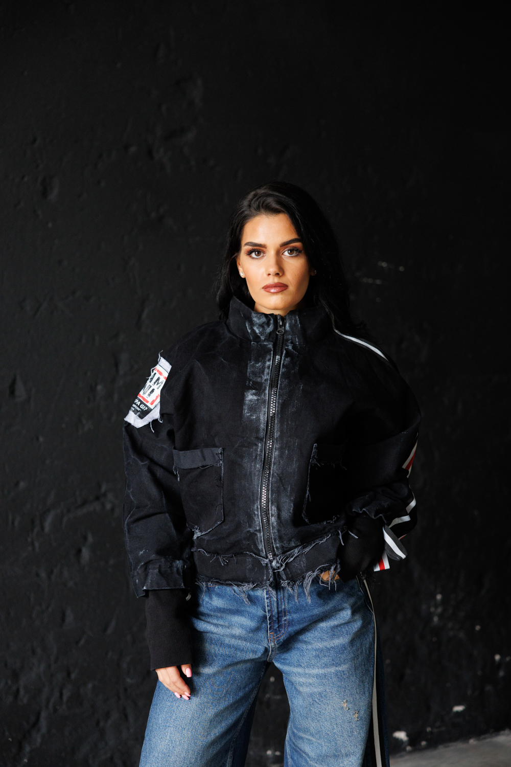 Дамско дънково яке с дизайнерски подпис veteida-598