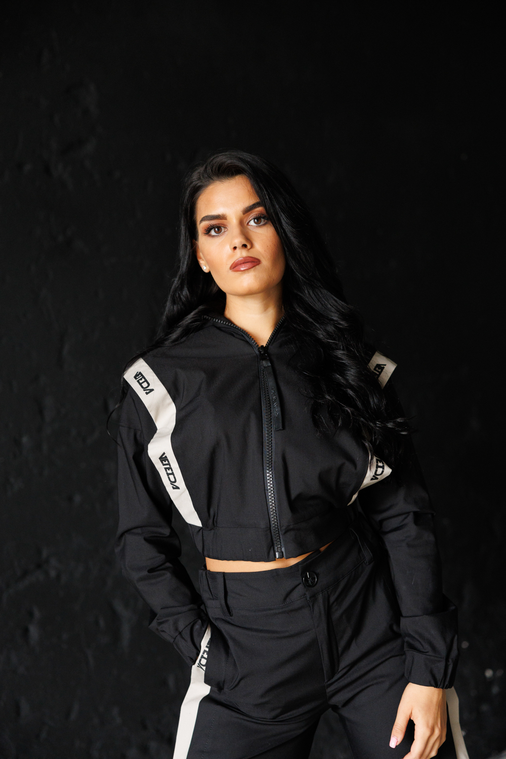 Дамско дизайнерско яке veteida black-586