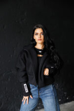 Дамско дизайнерско яке с голяма качулка veteida black-589