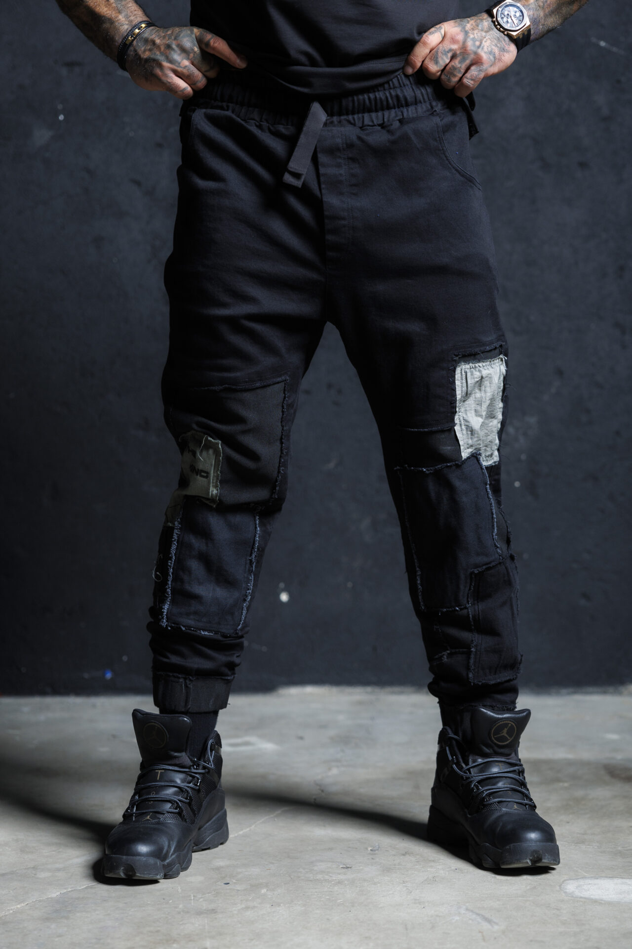 Стилни мъжки дънки с акцент the king-м76