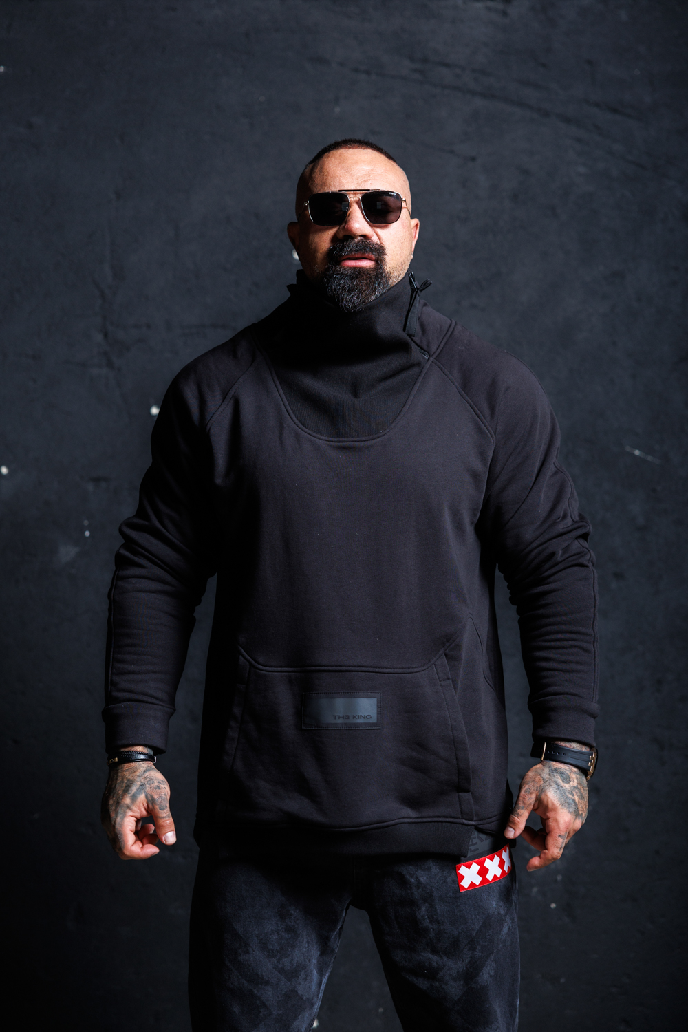 Мъжки дизайнерски суишърт-the king black-м56