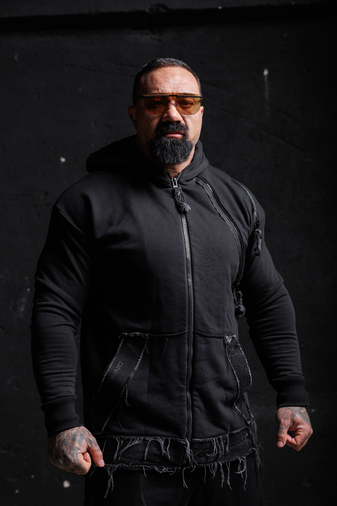 Мъжкото дизайнерско яке с модерни акценти the king-м87