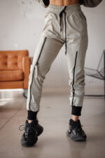 Дамски панталон в бежов цвят-629