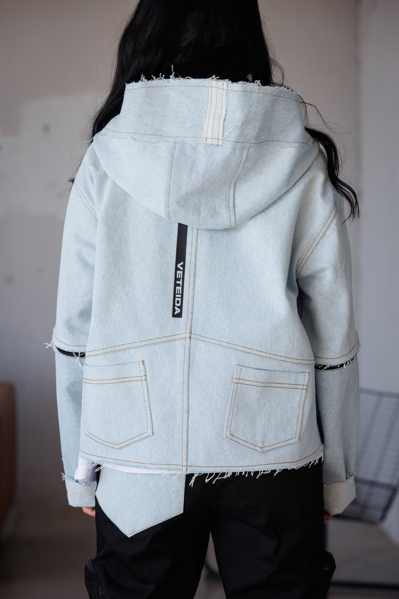 Дънково дамско яке с мобилни ръкави-623 - Image 9