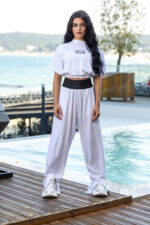 Дамски бял панталон от памук широки крачоли и ластик-663