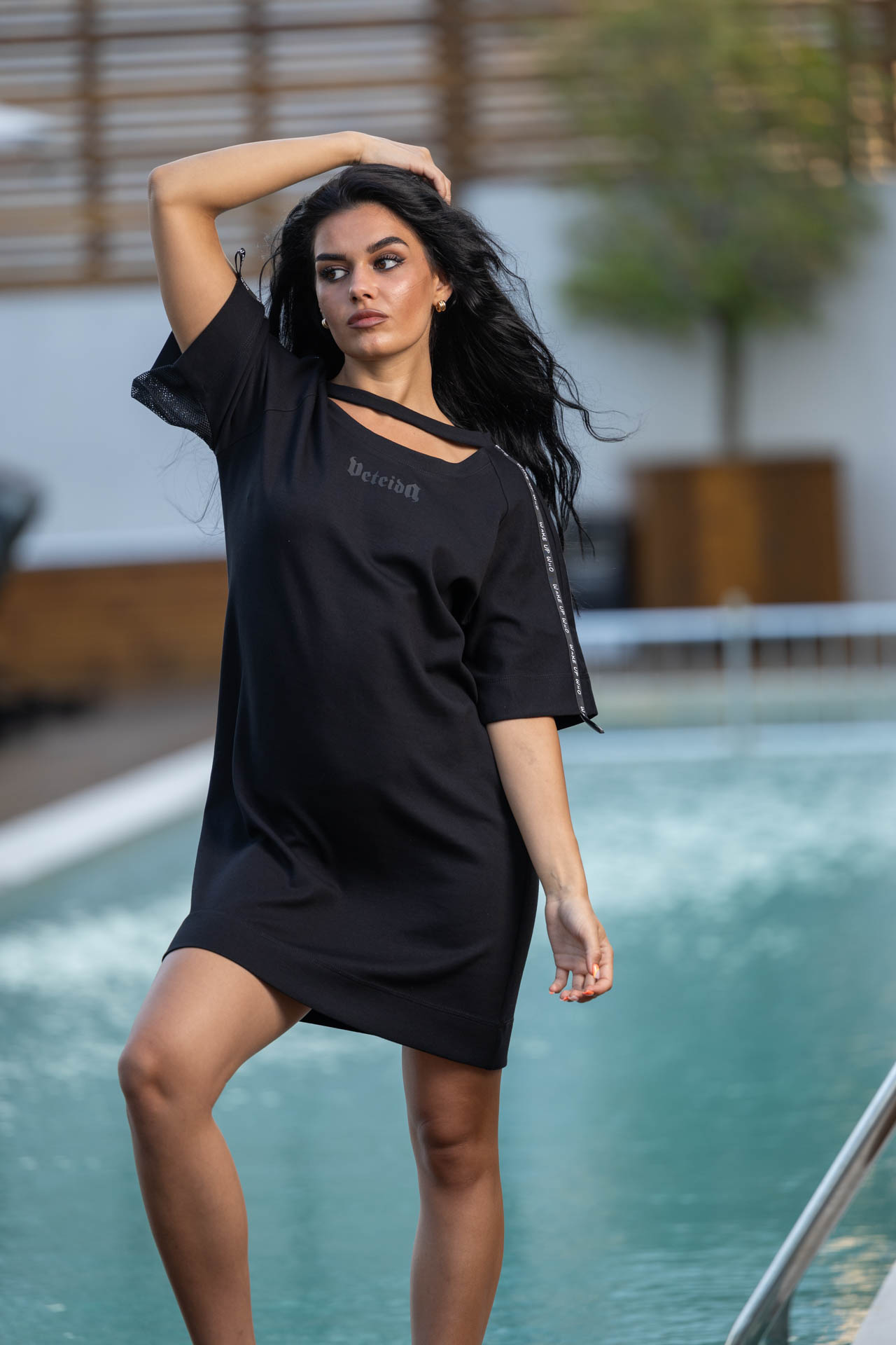 Дамска рокля veteida elegant flow-653