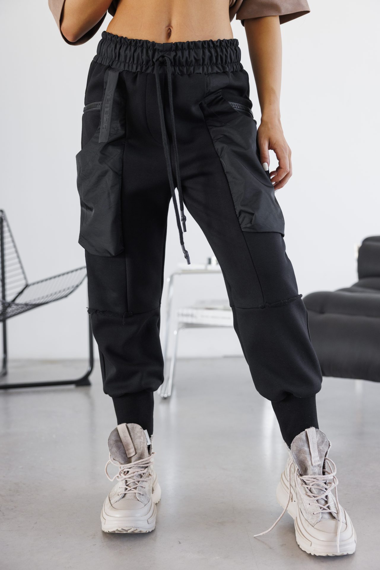 Дамски панталон black urban cotton joggers-670