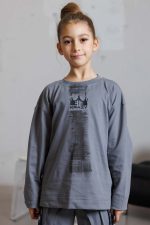 Детска блуза от памук в сив цвят-К028