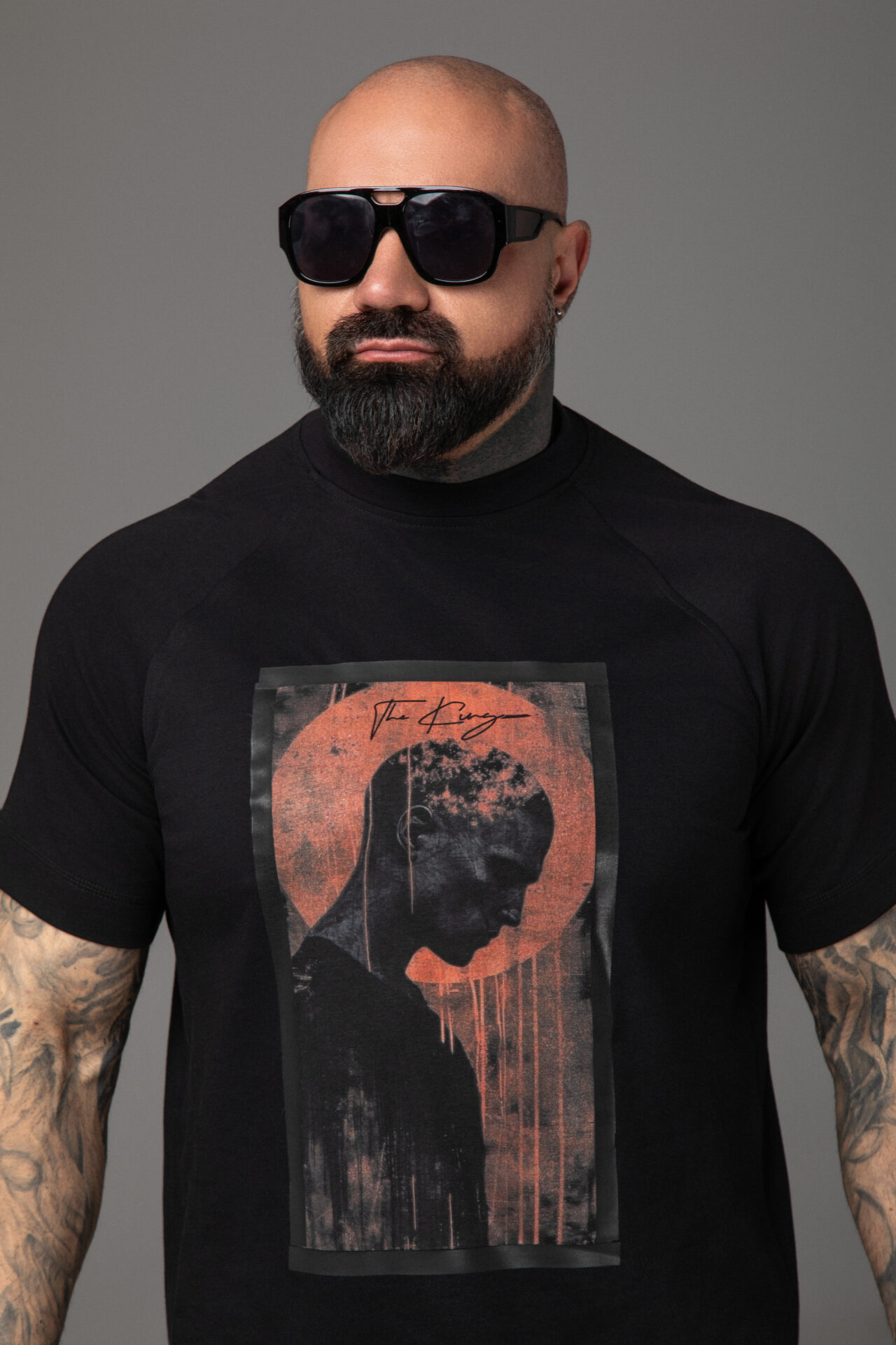 Мъжка тениска the king black-м185