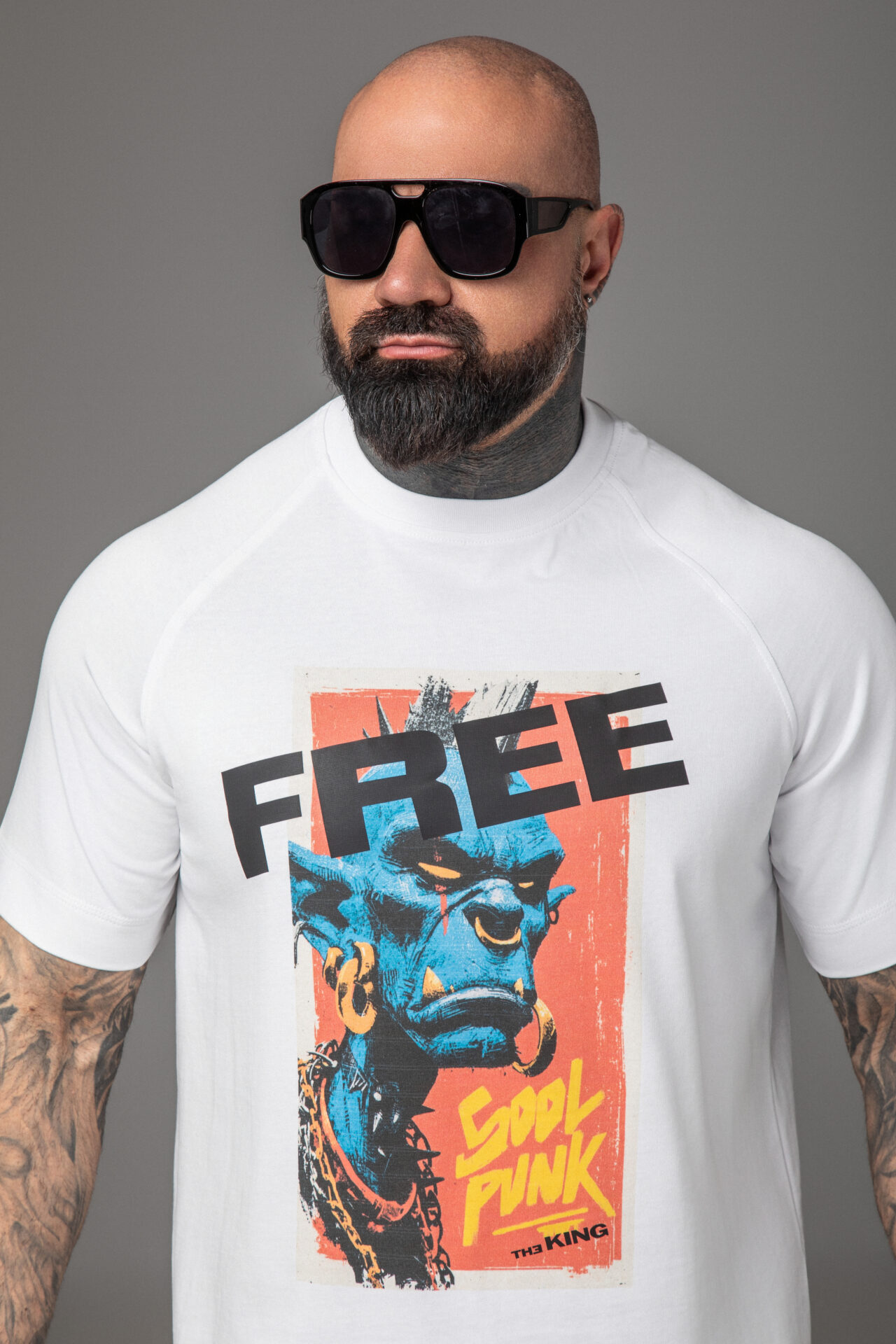 Мъжка тениска the king white-м180