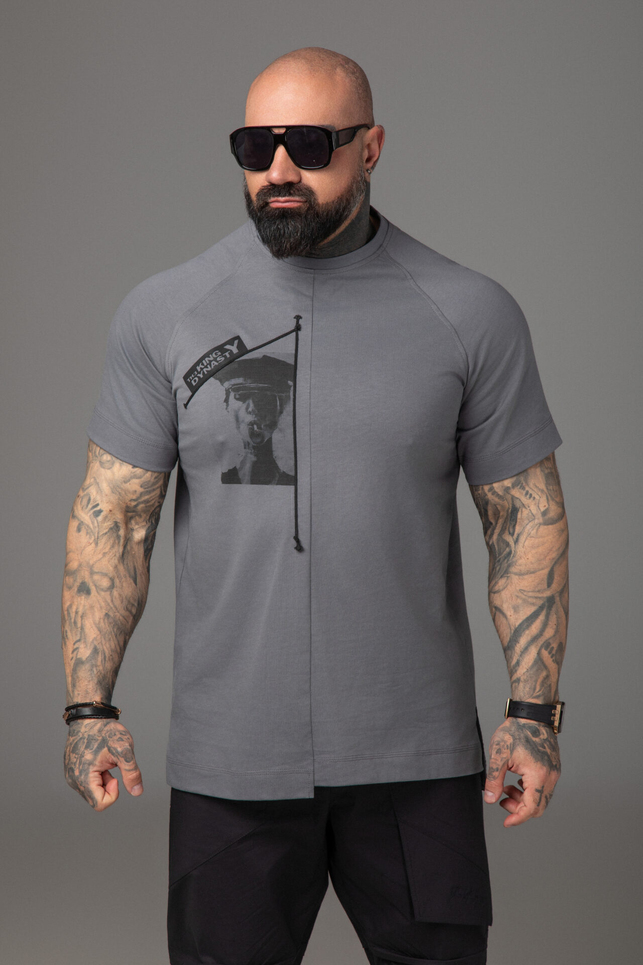 Дизайнерска памучна тениска с артистичен принт-м186