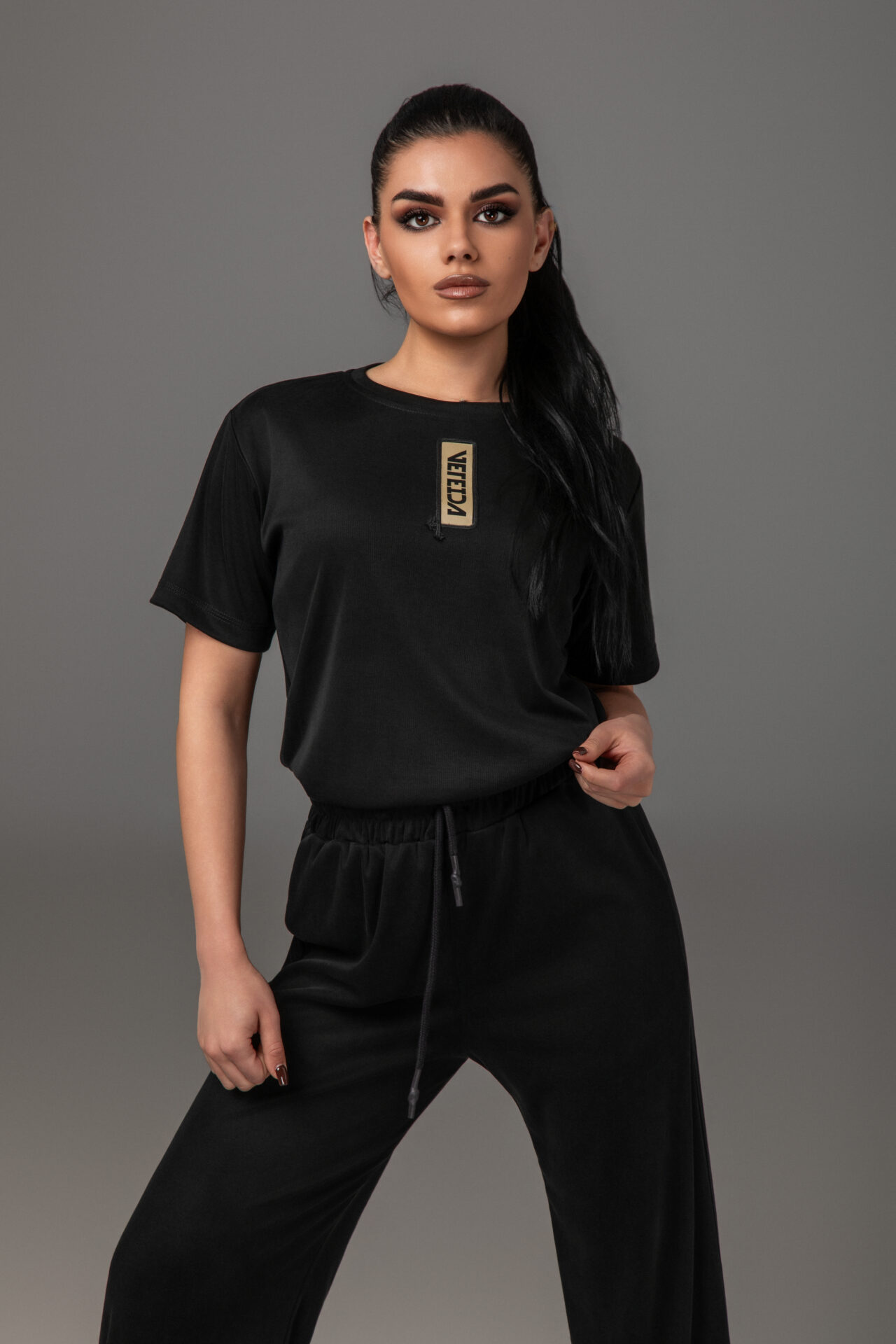 Дамска тениска veteida black-712