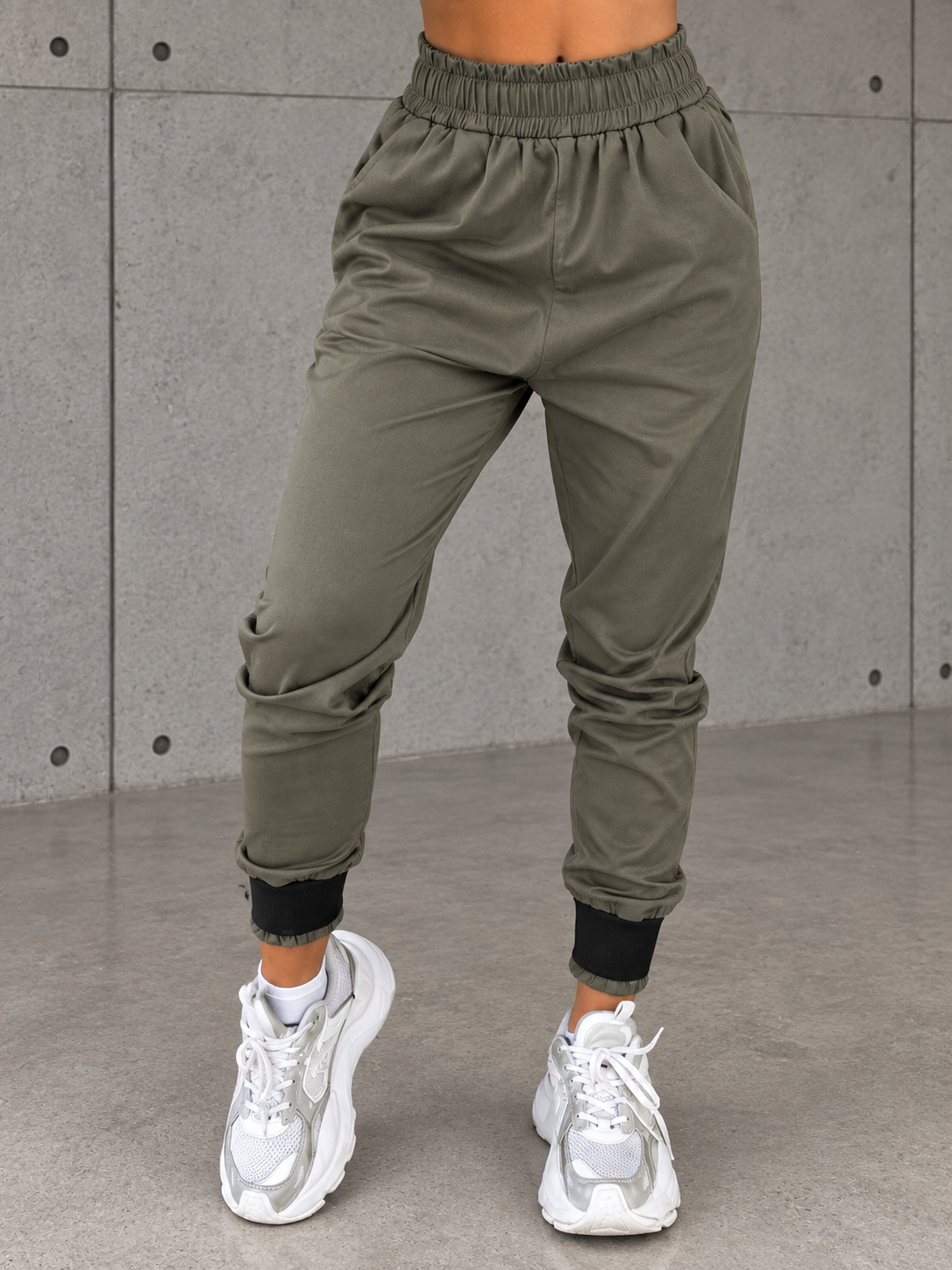 Дизайнерски панталон wild form green-740